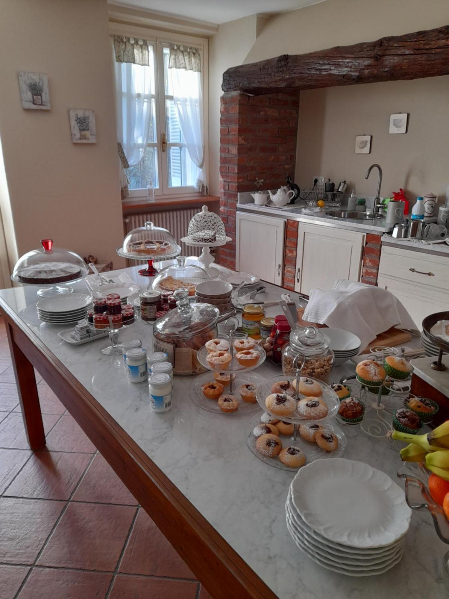 Tenuta Degli Angeli Rossi Asti Quarto foto